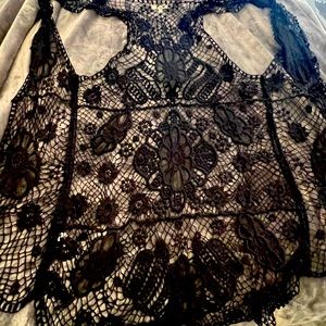 Beautiful & Ornate Lace Umgee Vest, size L